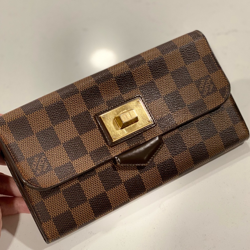 Authentic Louis Vuitton Damier Ebene Rosebery Clutch/Wallet